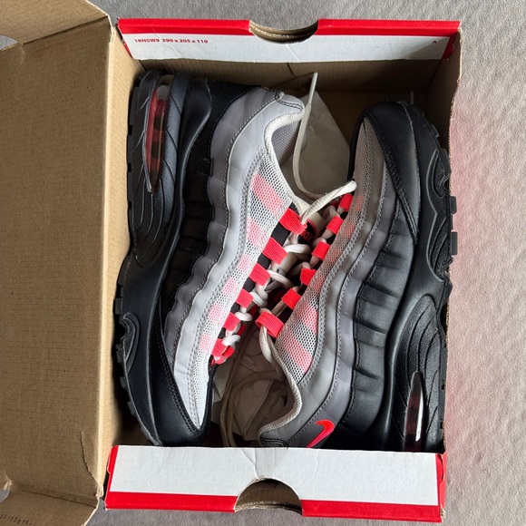 Nike Air Max 95 Black, Gray, and Red Sneakers - Picture 1 of 6